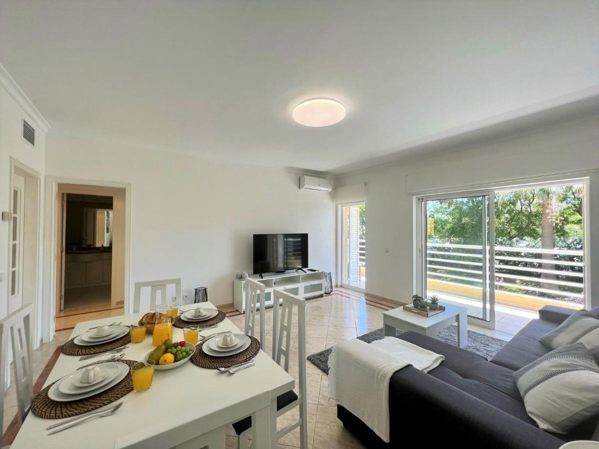 Vilamoura Central 2 With Pool By Homing Exterior photo